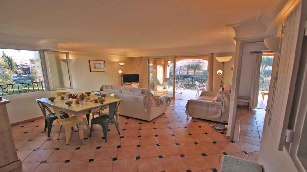 Apartamento Port Marine Sainte-Maxime Exterior foto
